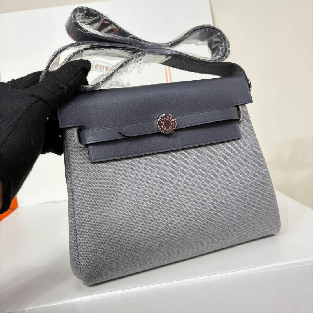 Women's Classic Handbags HERMES 18394520