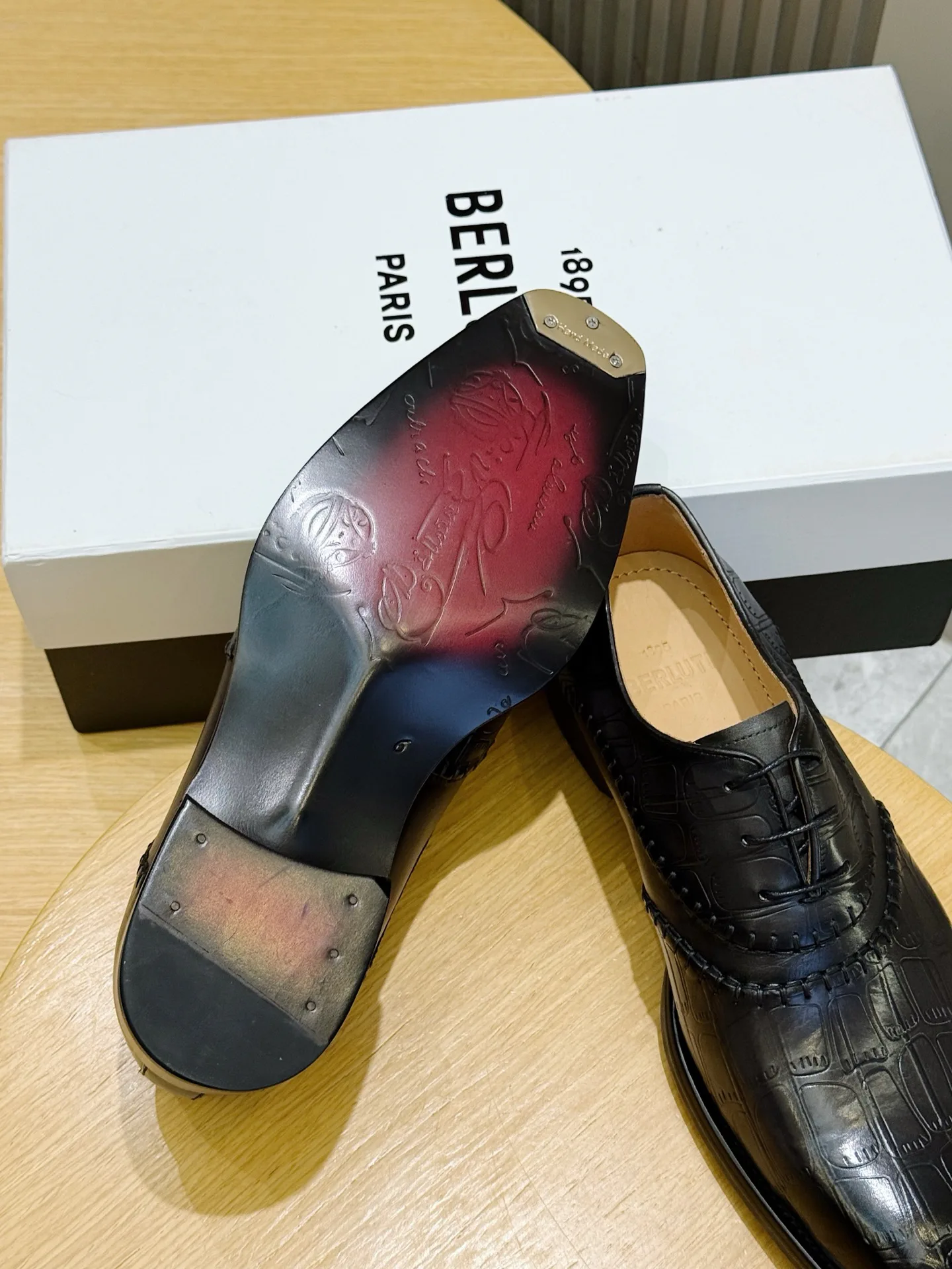 Men's Loafers And Dress Shoes BERLUTI 17649436