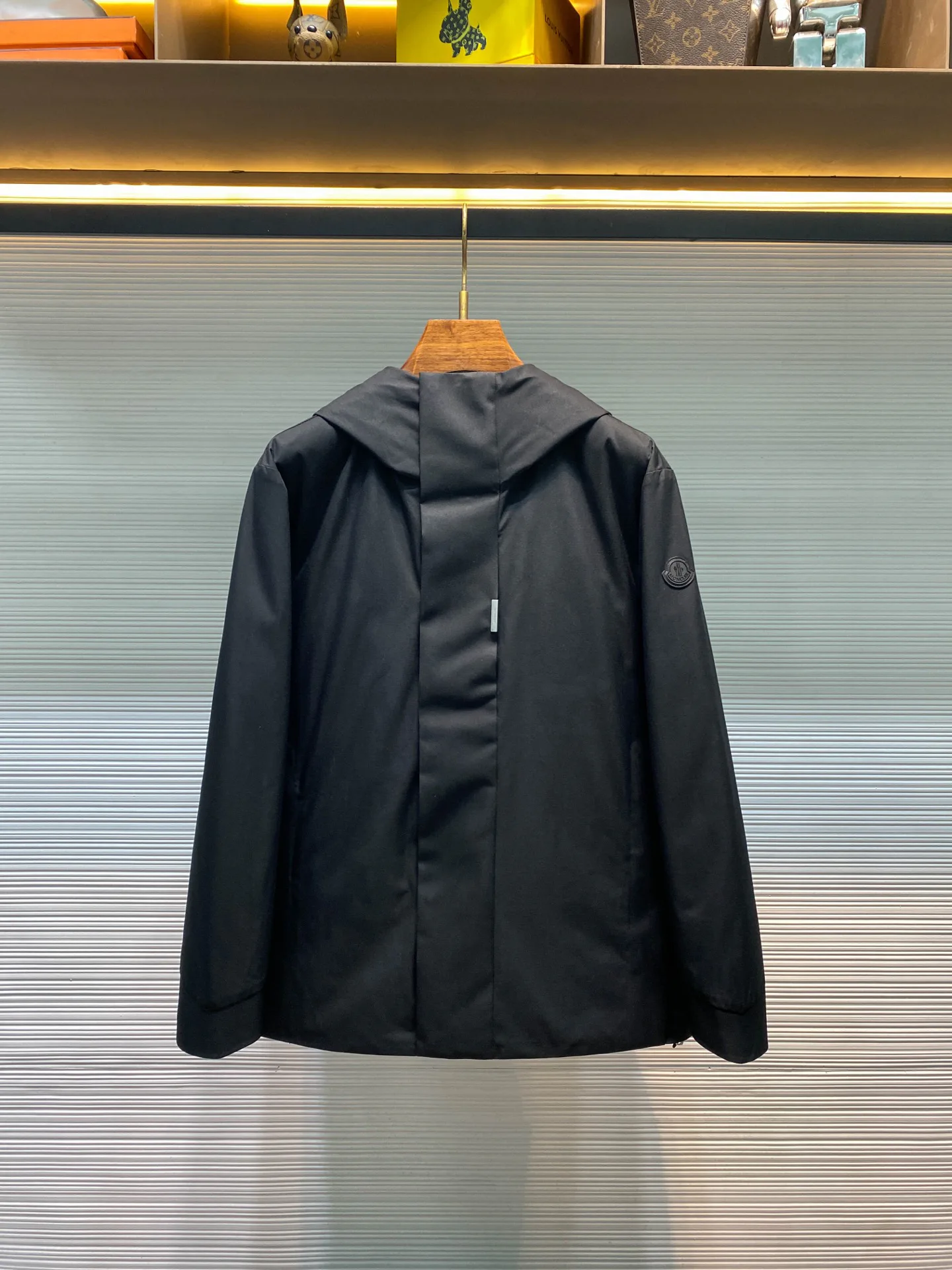 Куртки И Пуховики Мужские Moncler 18596738