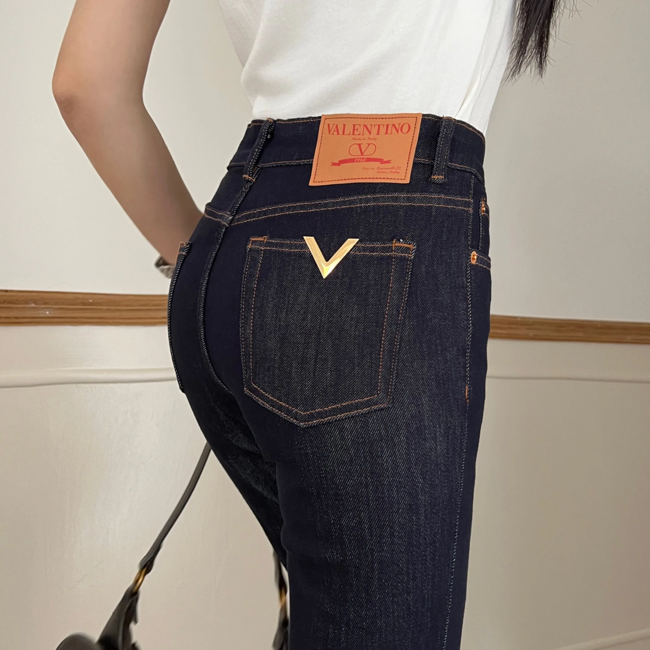 Women's Jeans VALENTINO 18331651