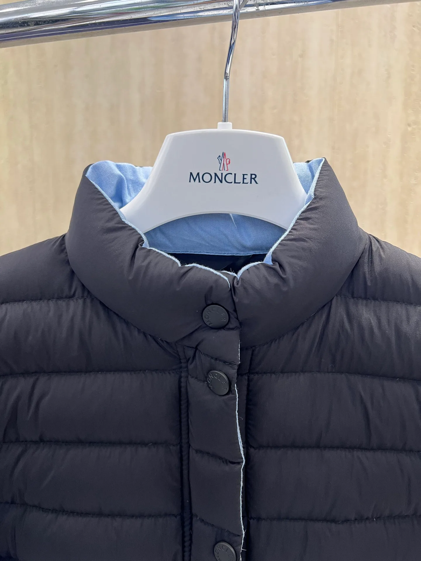 Men's Jackets And Down Jackets MONCLER 18231664
