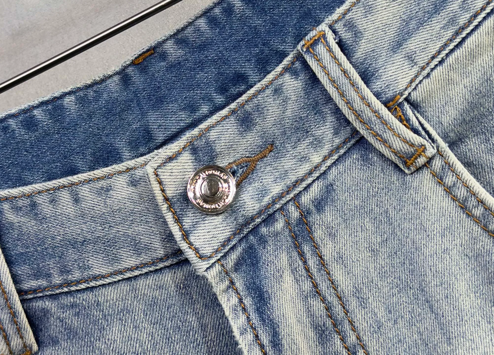 Men's Jeans LOUIS VUITTON 18098393