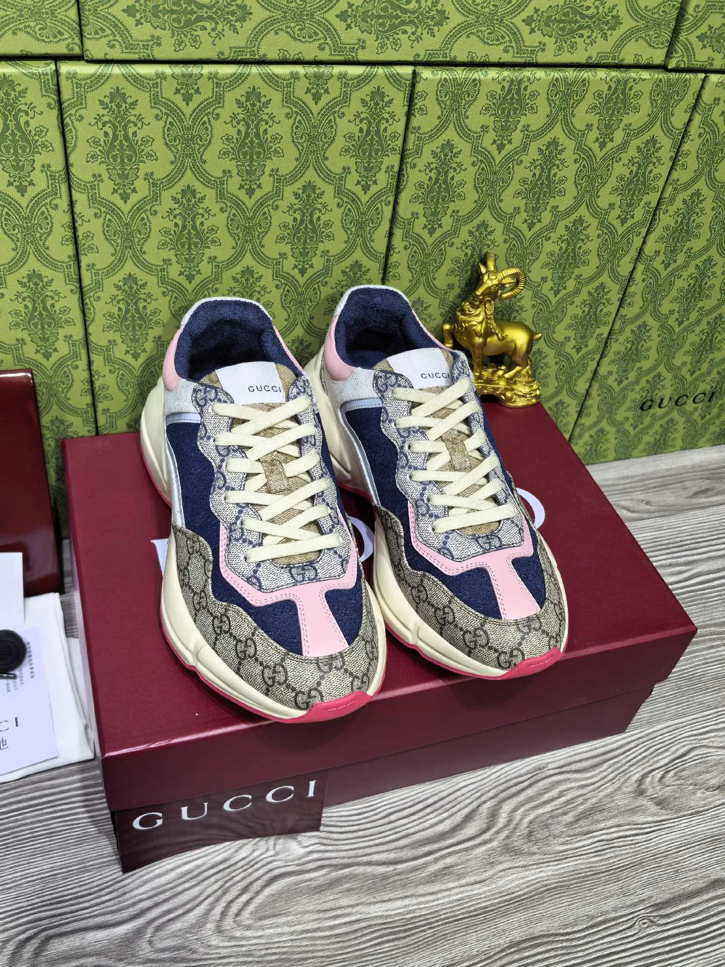 Men's Sneakers GUCCI 18510075