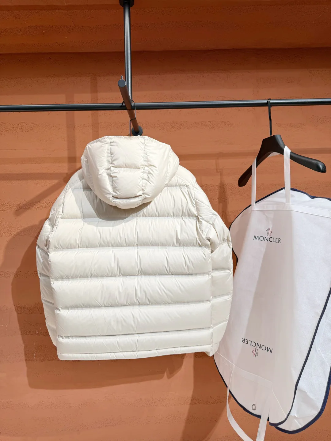 Men's Jackets And Down Jackets MONCLER 18335678