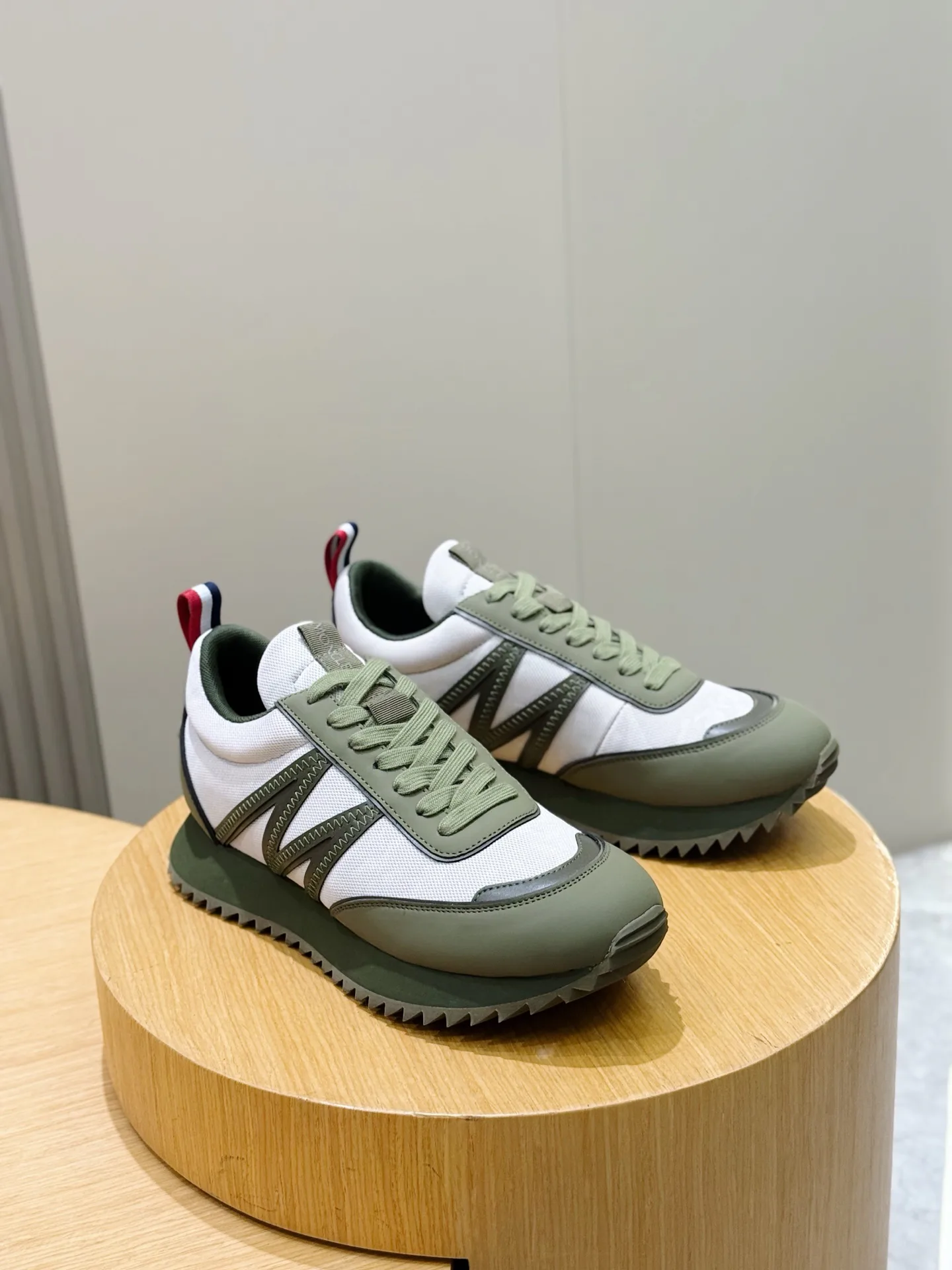Men's Sneakers MONCLER 18101511