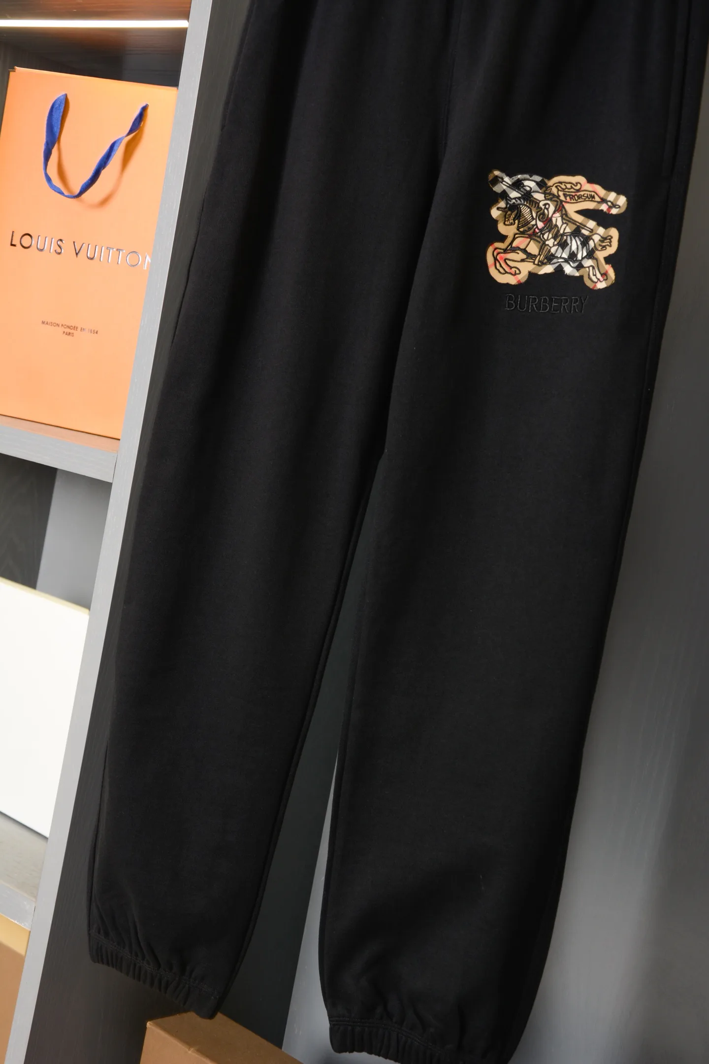 Men's Trousers BURBERRY 18141465