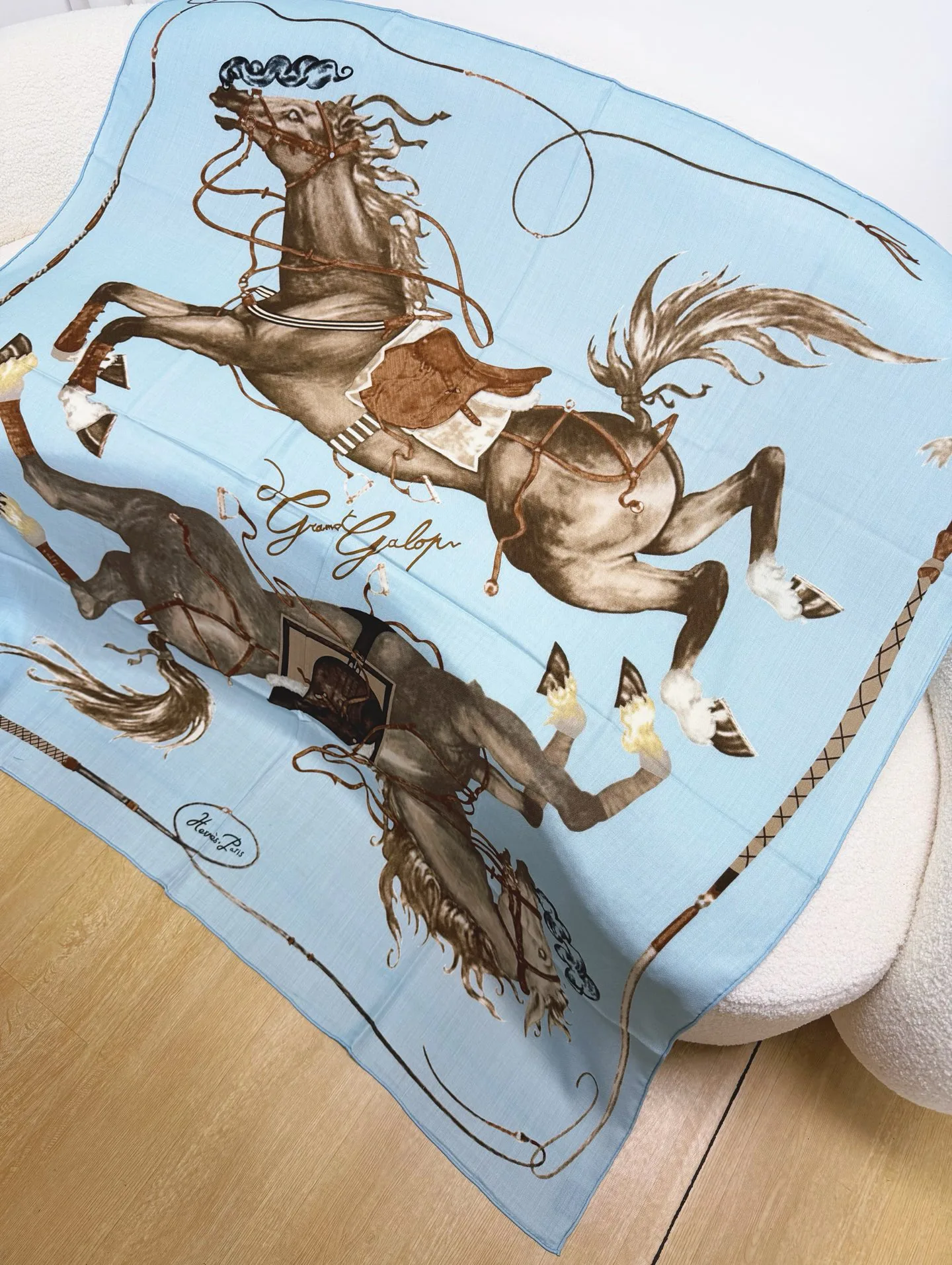 Silk Scarves HERMES 18003281