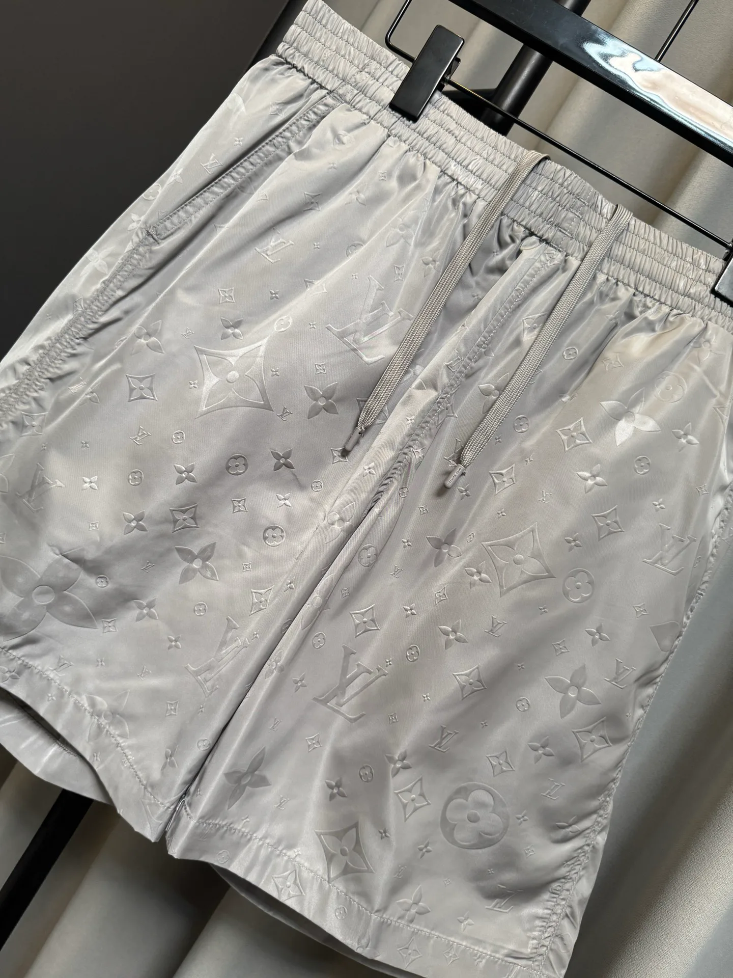 Men's Shorts LOUIS VUITTON 17420968