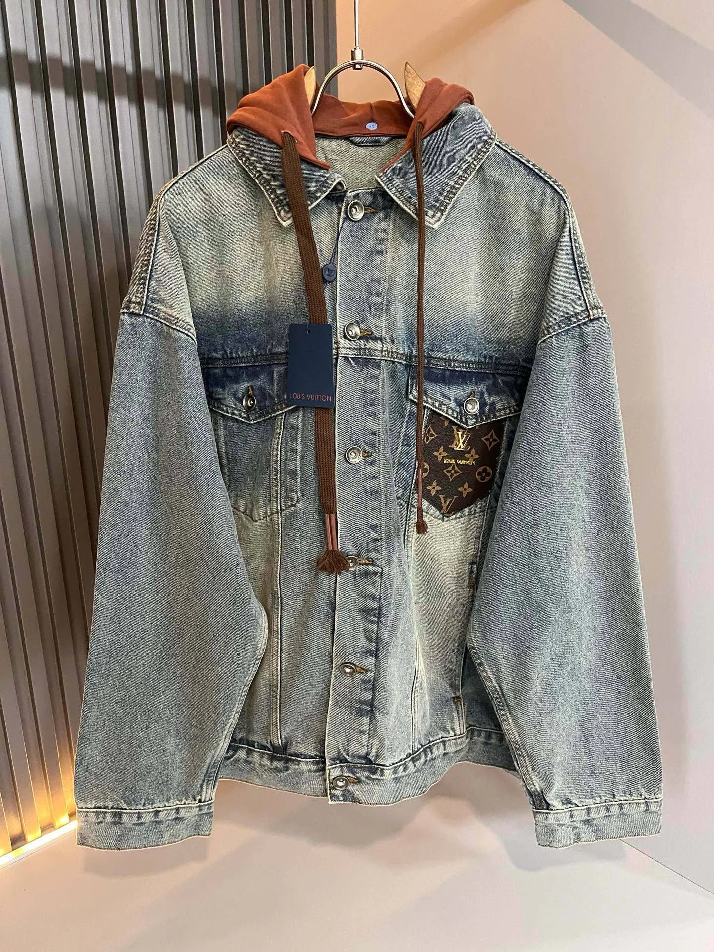 Men's Jackets And Down Jackets LOUIS VUITTON 18343315