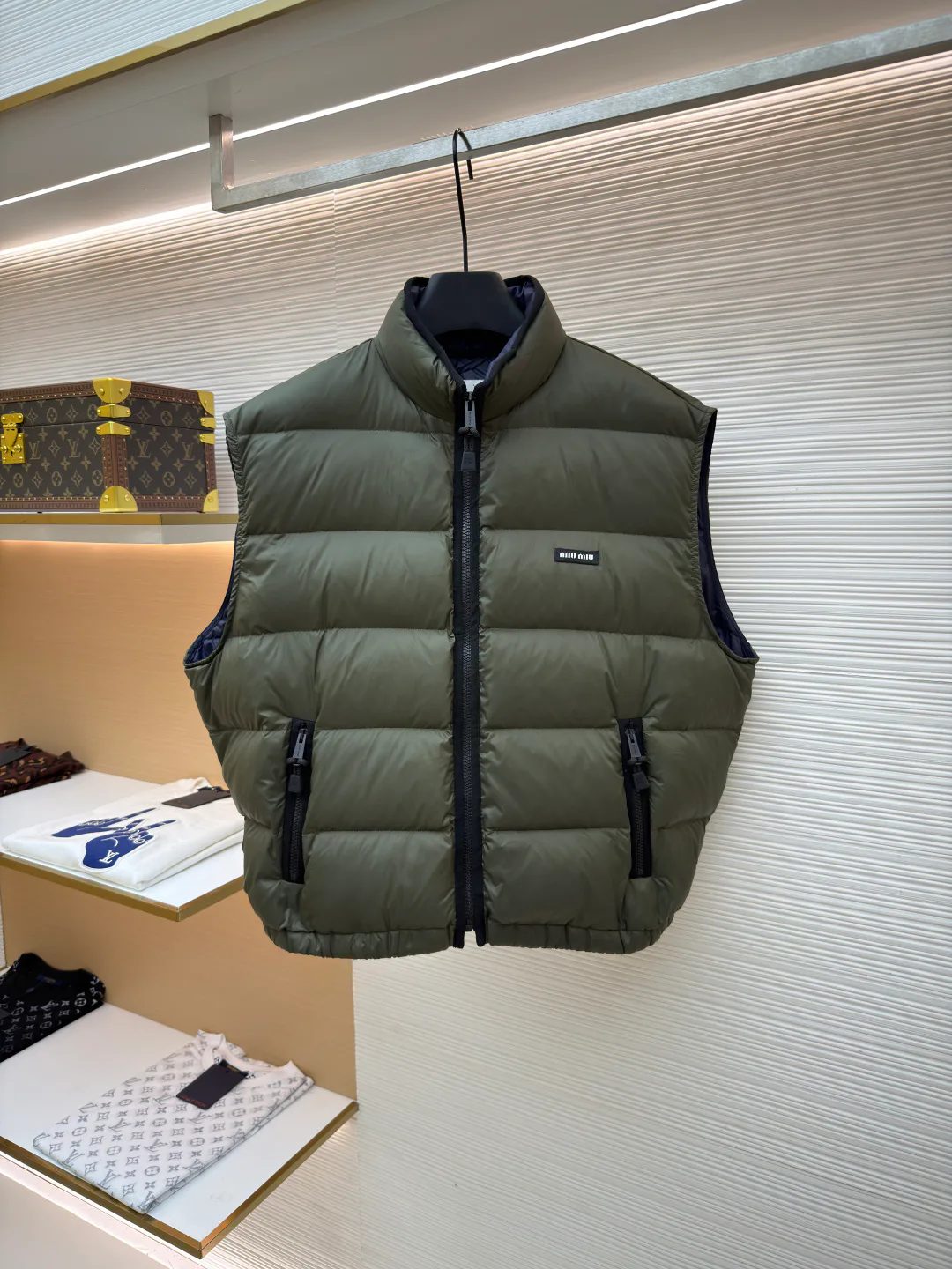 Men's Vests MIU MIU 18260630