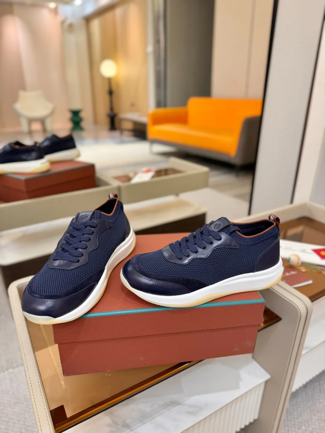 Men's Sneakers LORO PIANA 18039625