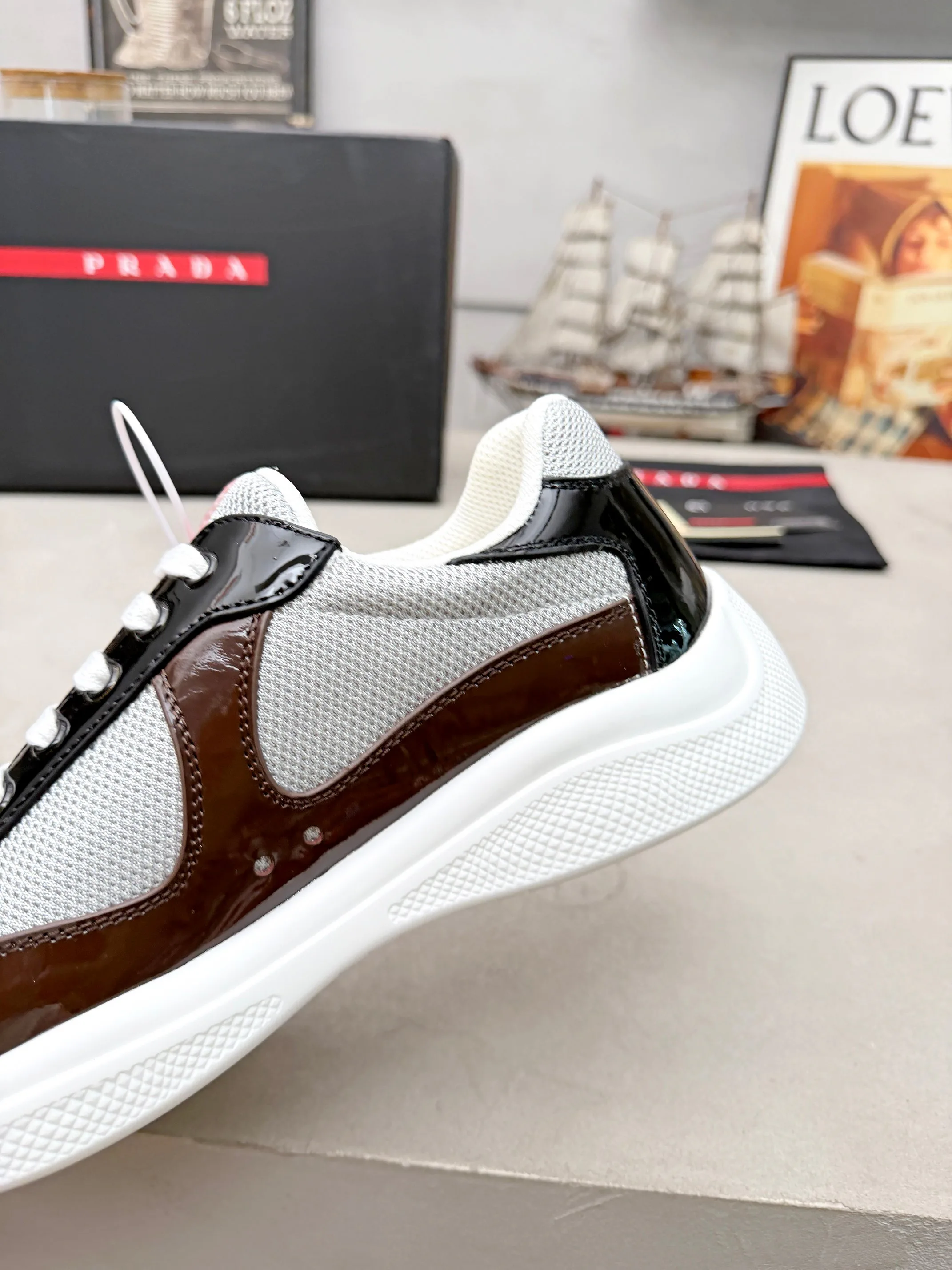 Women's Sneakers PRADA 17704071
