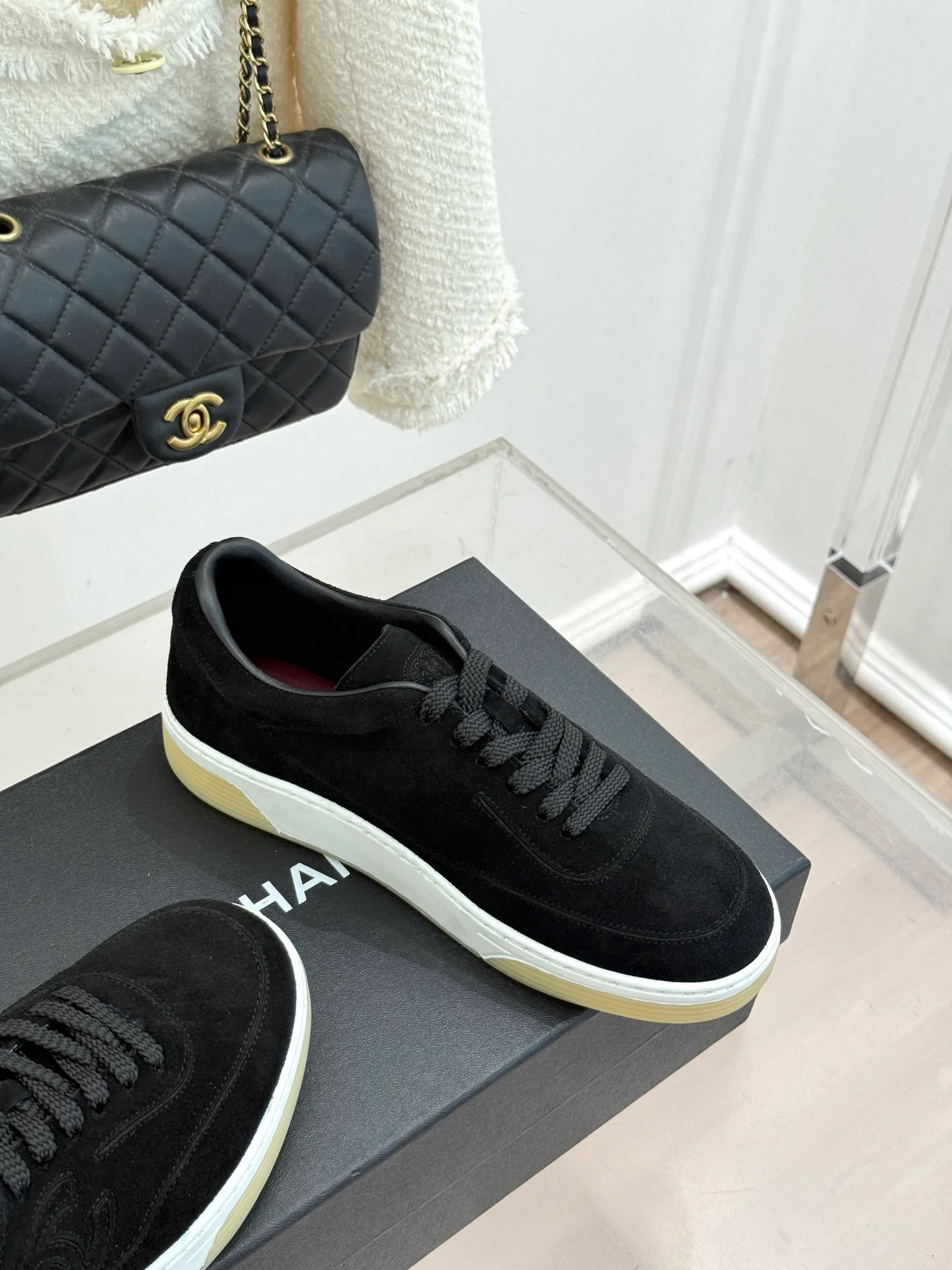 Women's Sneakers CHANEL 18154784