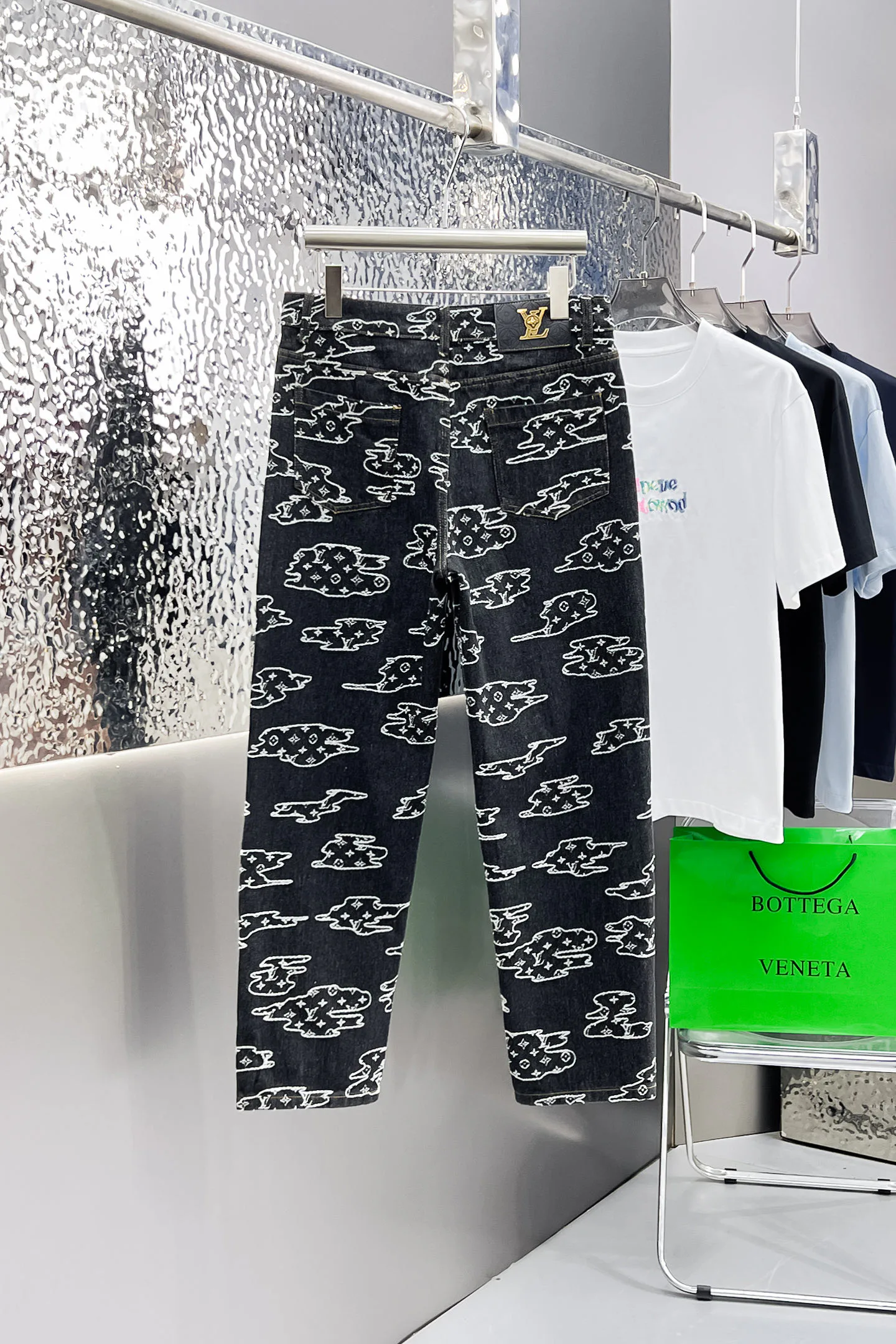 Men's Jeans LOUIS VUITTON 18499665