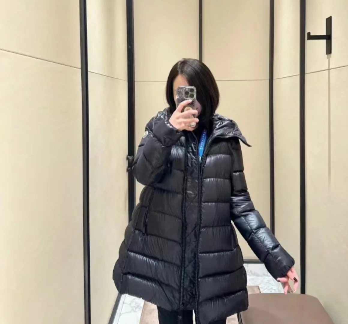 Women's Jackets And Down Jackets MONCLER 18184462