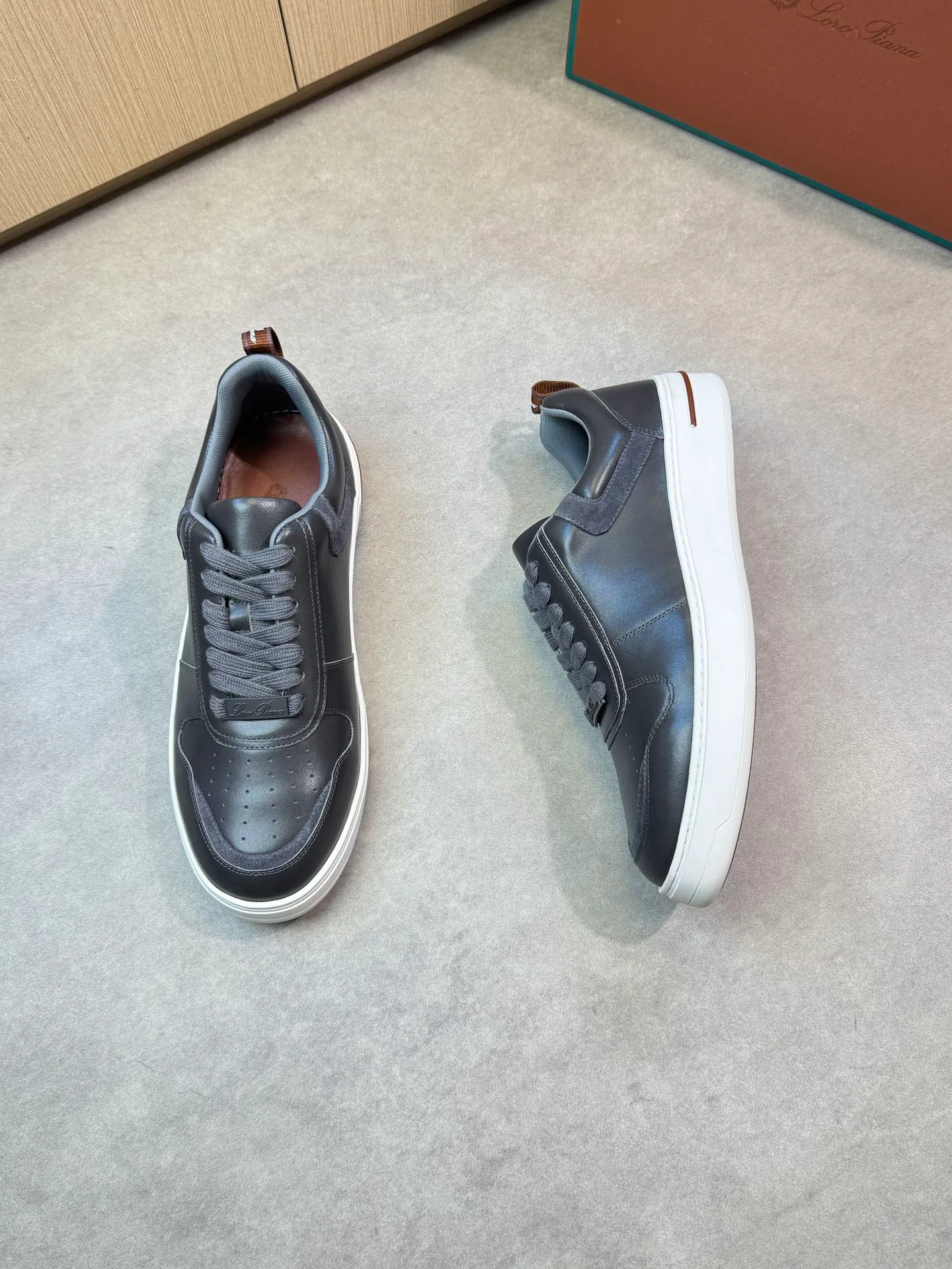 Men's Sneakers LORO PIANA 18103716