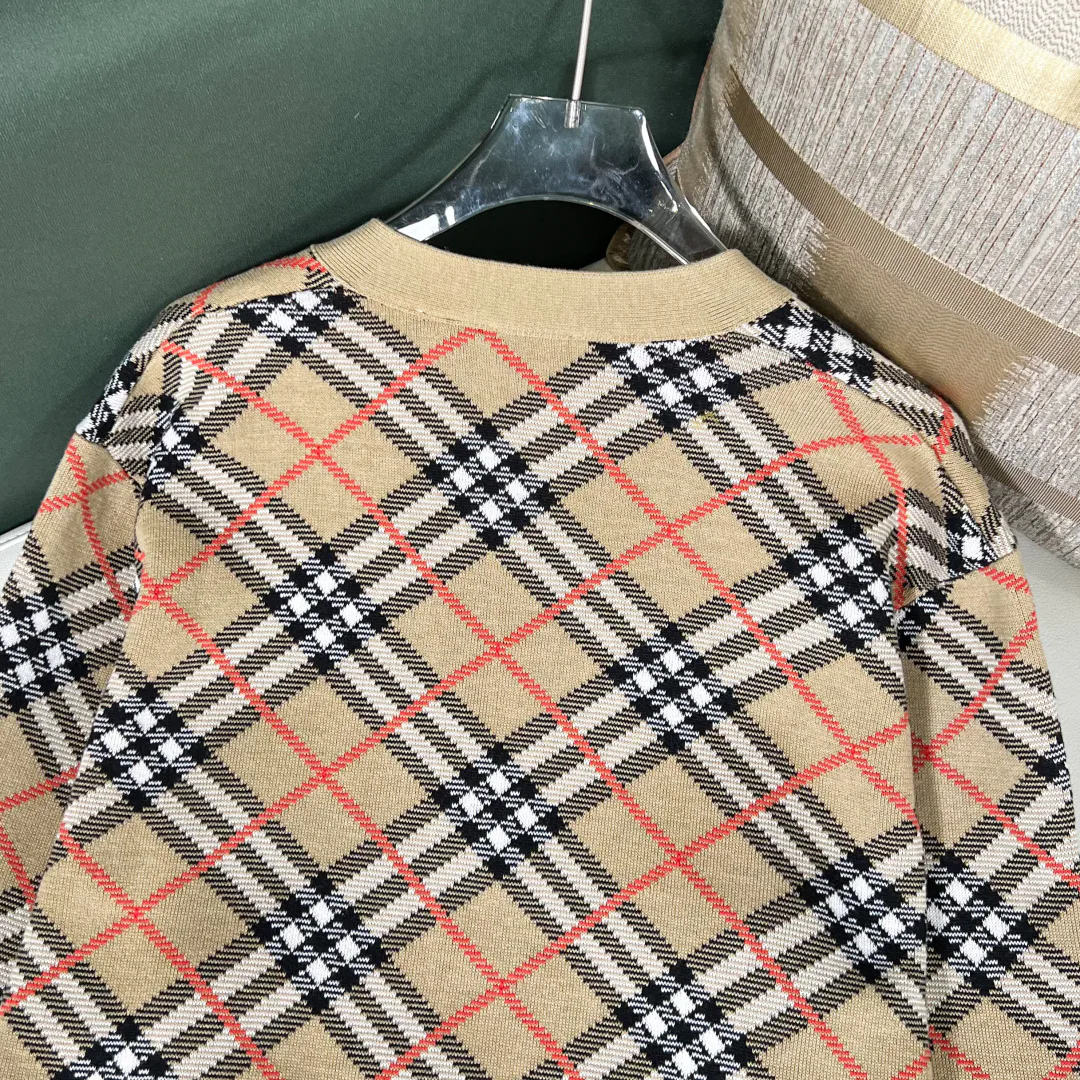 Women's Jumpers And Sweaters BURBERRY 18140661