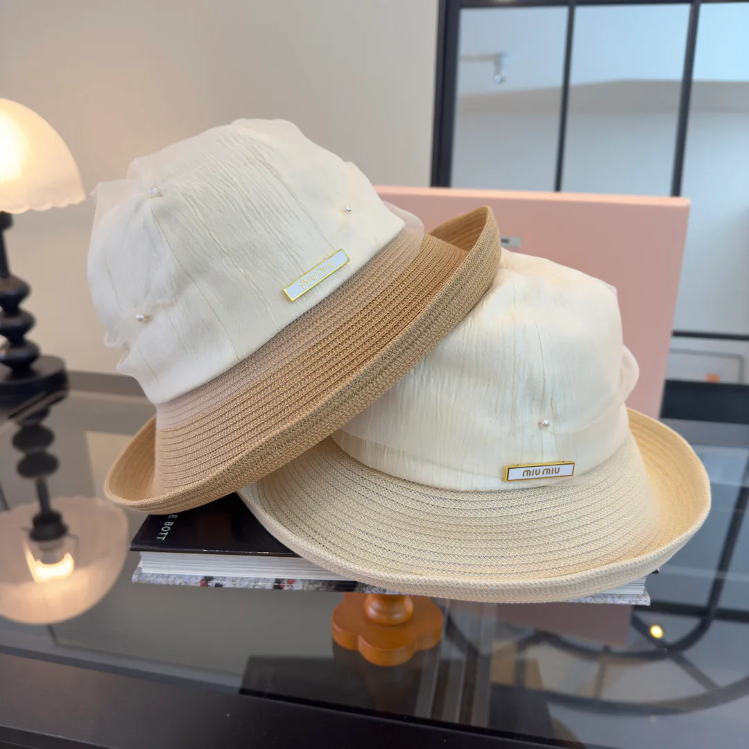 Hats MIU MIU 17467681