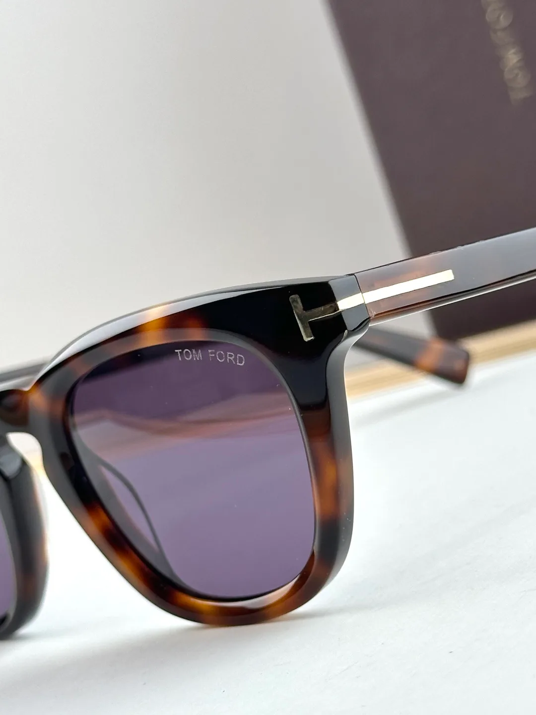 Glasses TOM FORD 17366381