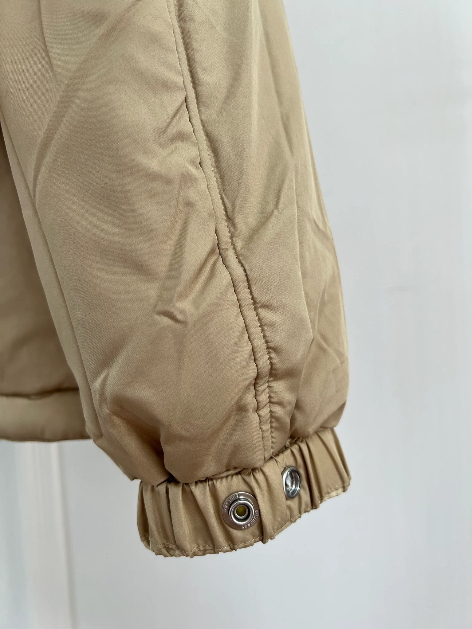 Women's Jackets And Down Jackets BURBERRY 18415749