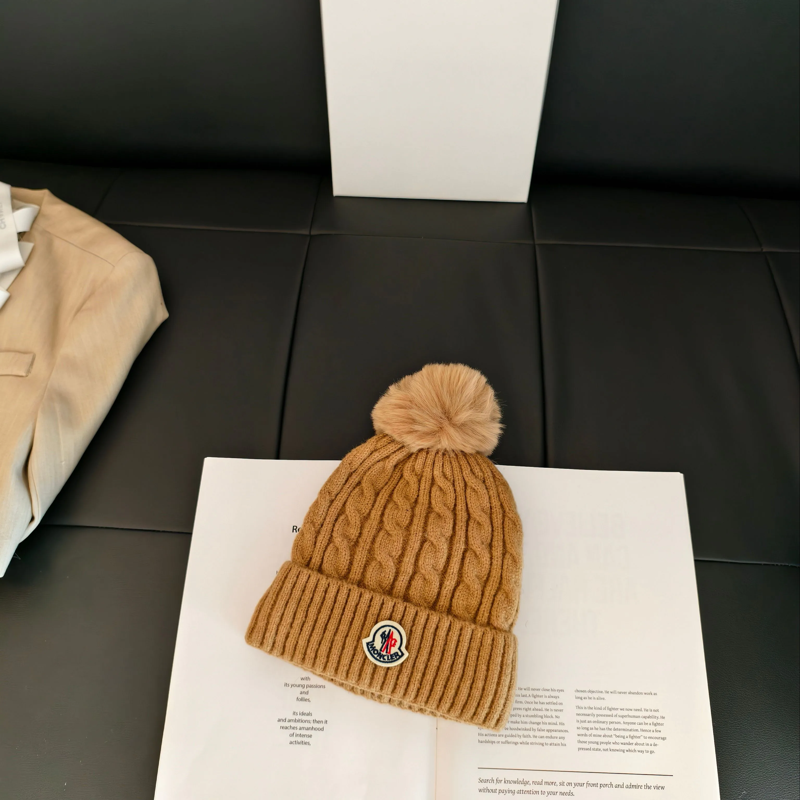 Hats MONCLER 19570045