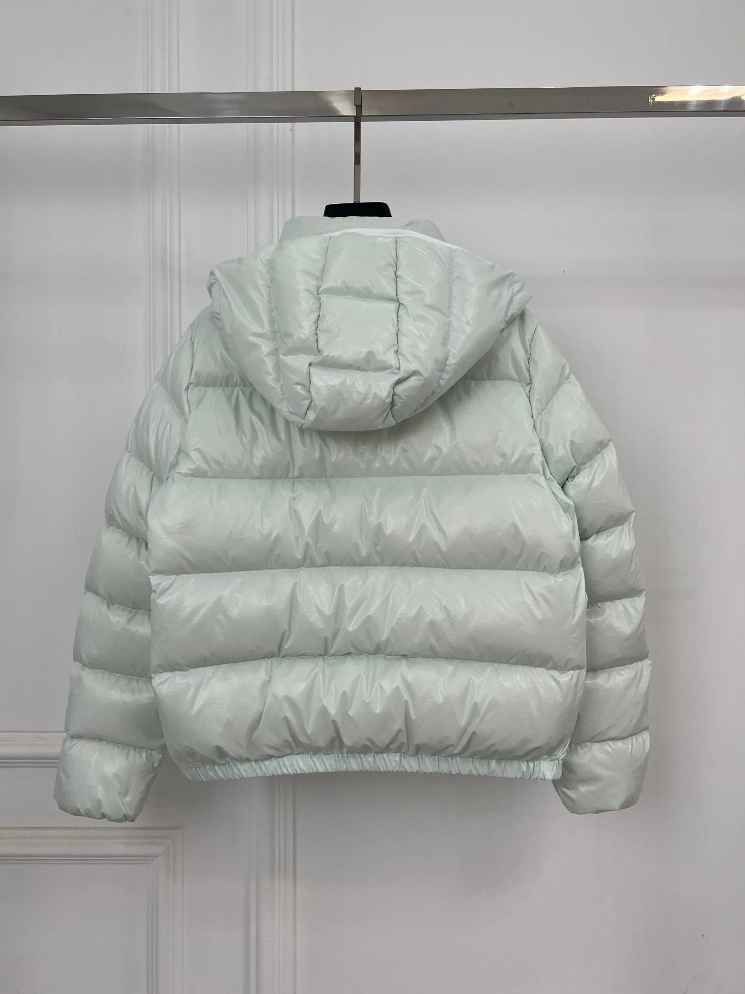 Women's Jackets And Down Jackets MONCLER 18416221