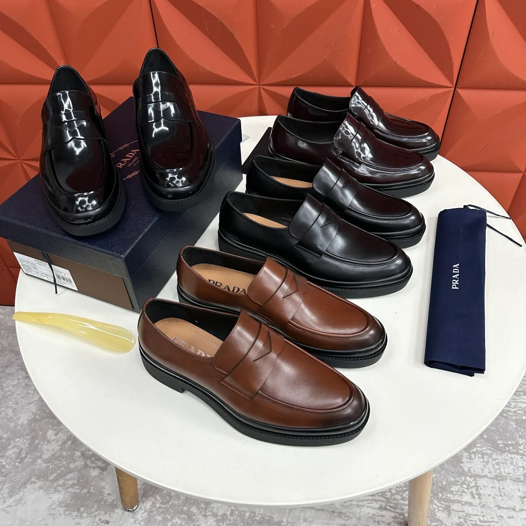 Men's Loafers And Dress Shoes PRADA 18397554