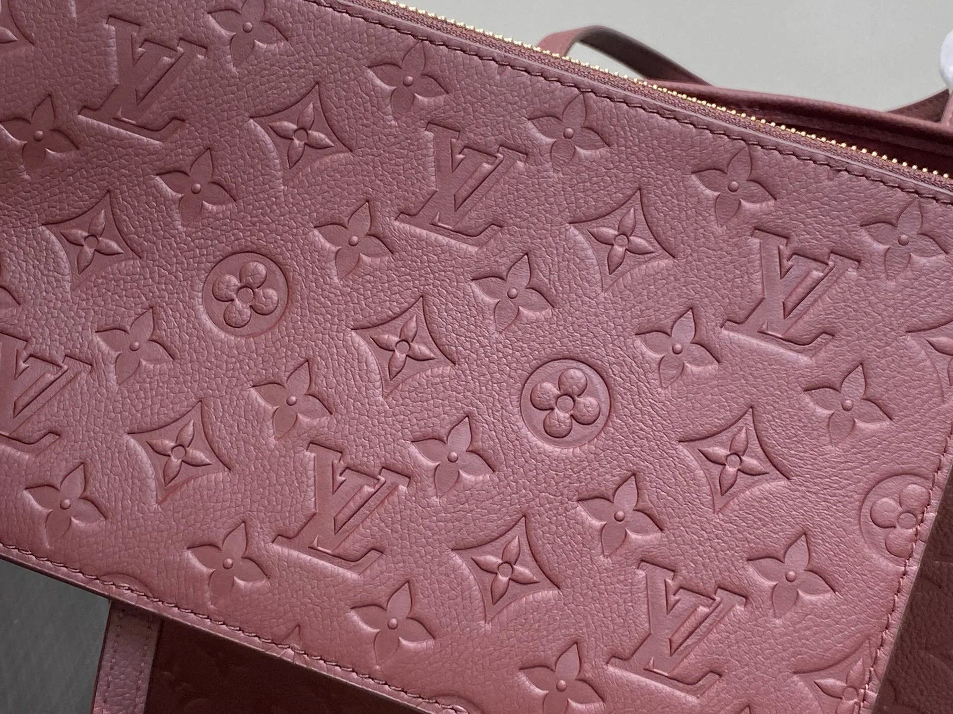 Women's Classic Handbags LOUIS VUITTON 18240299