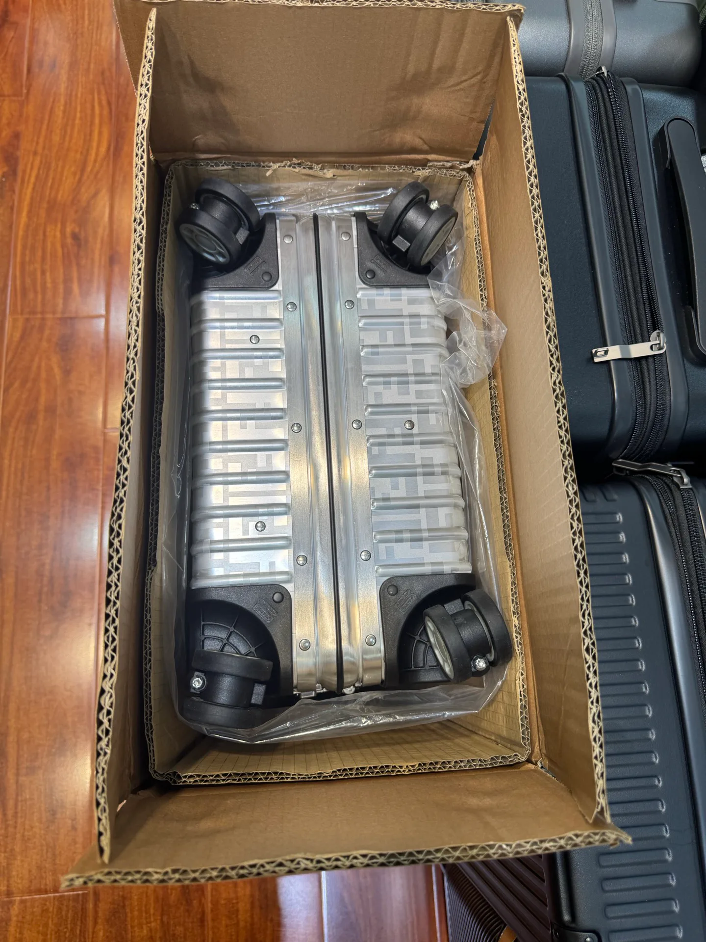 Suitcases FENDI 17186200