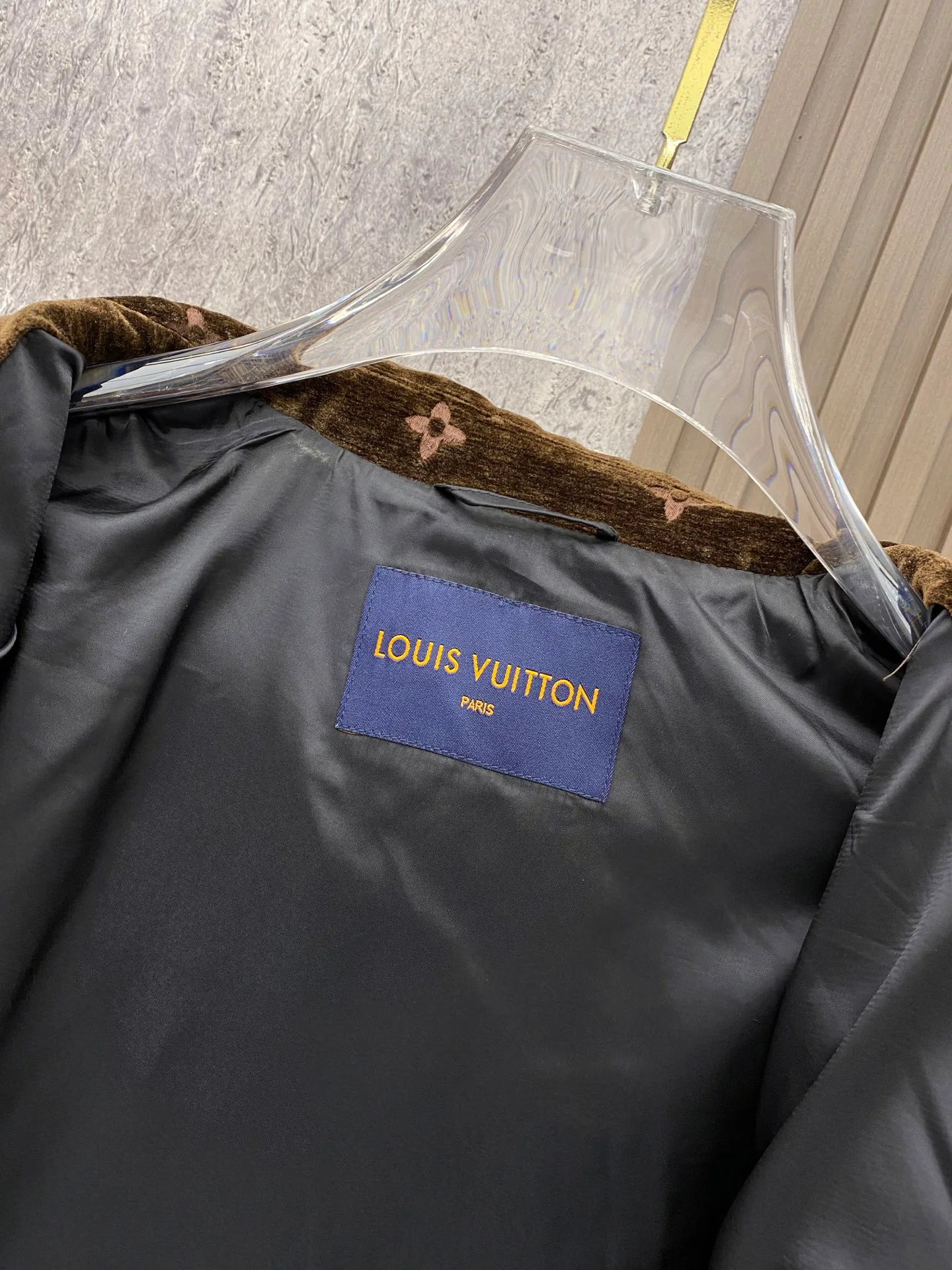 Men's Jackets And Down Jackets LOUIS VUITTON 18355676