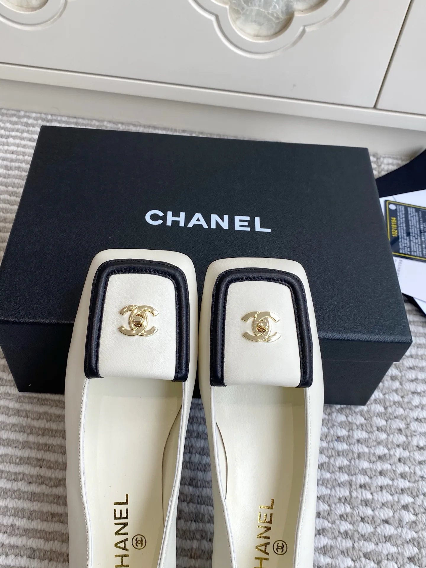 Women's Ballet Flats CHANEL 16932212