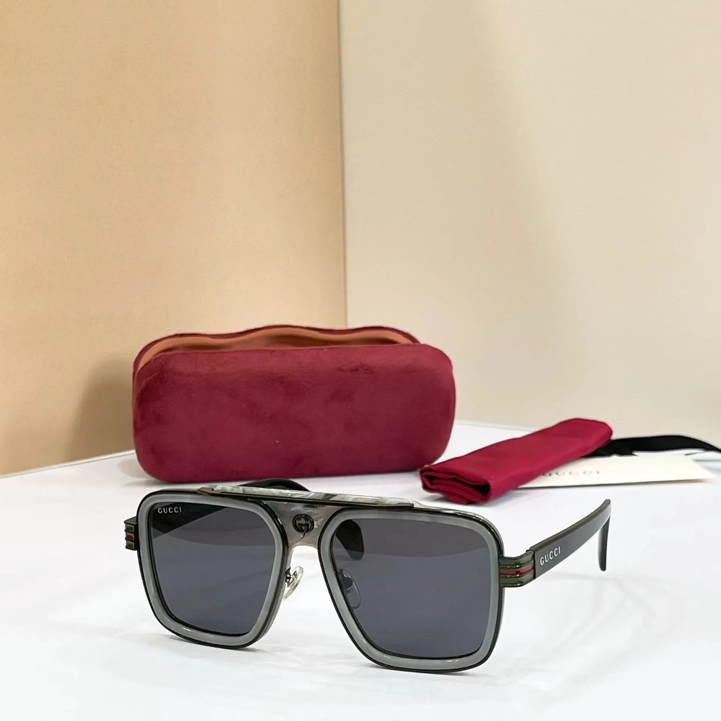 Glasses GUCCI 17633232