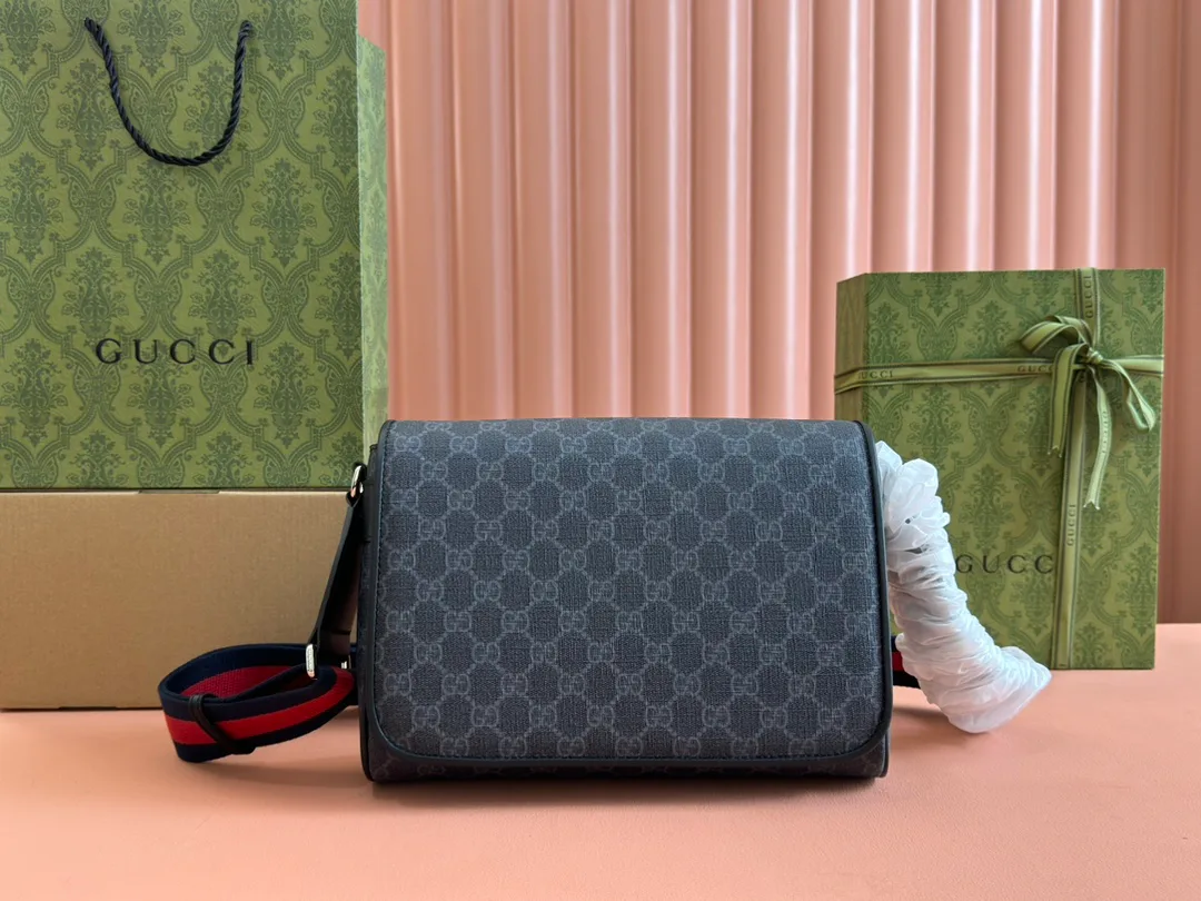 Women's Shoulder Bags GUCCI 17947636