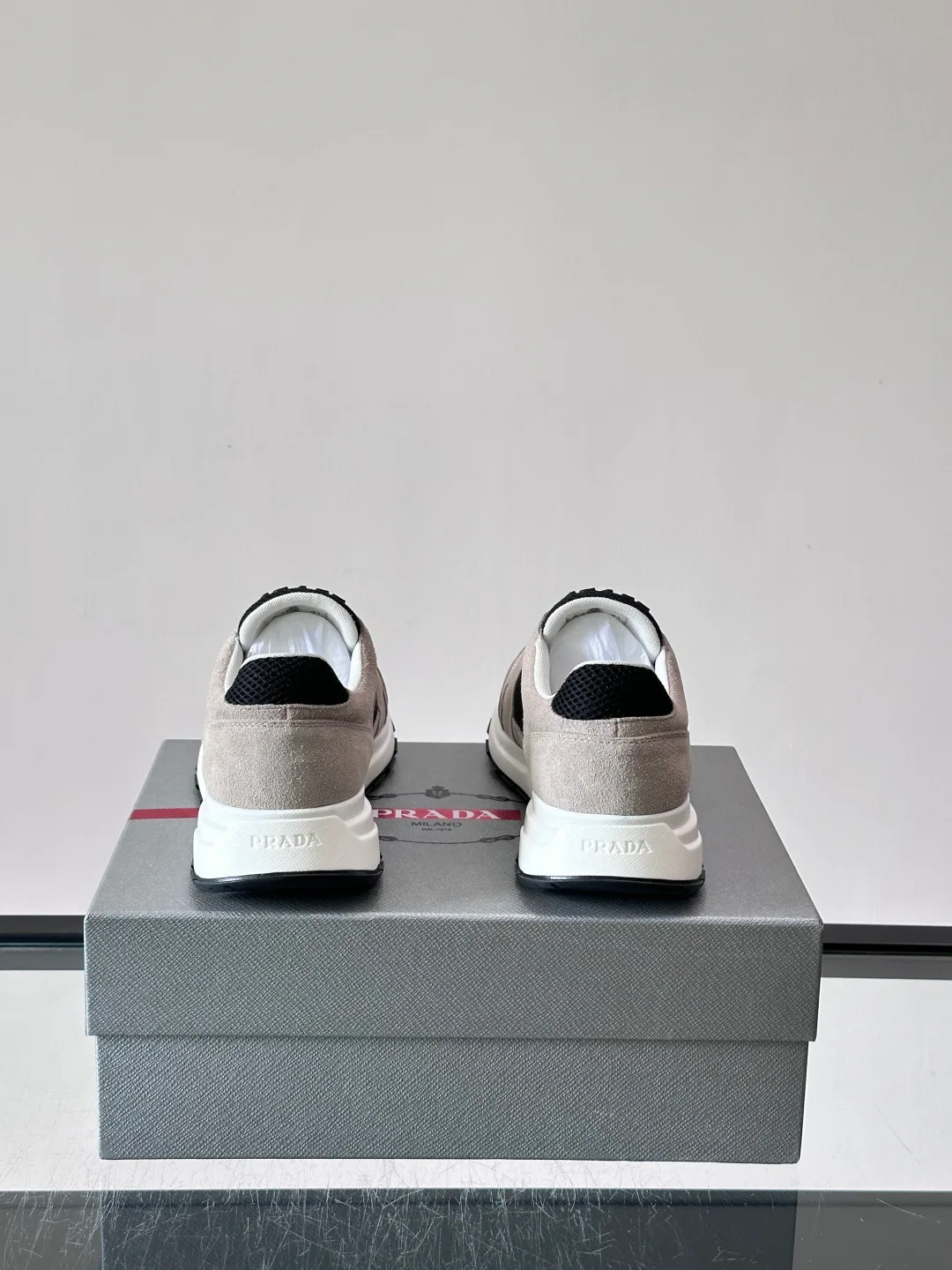 Women's Sneakers PRADA 18102647