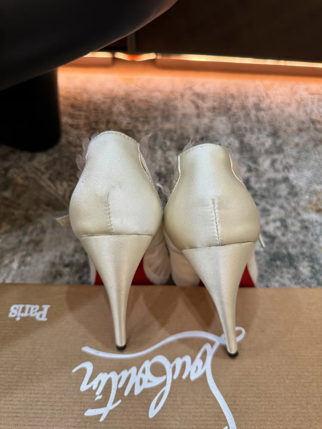 Women's Heels CHRISTIAN LOUBOUTIN 17524668