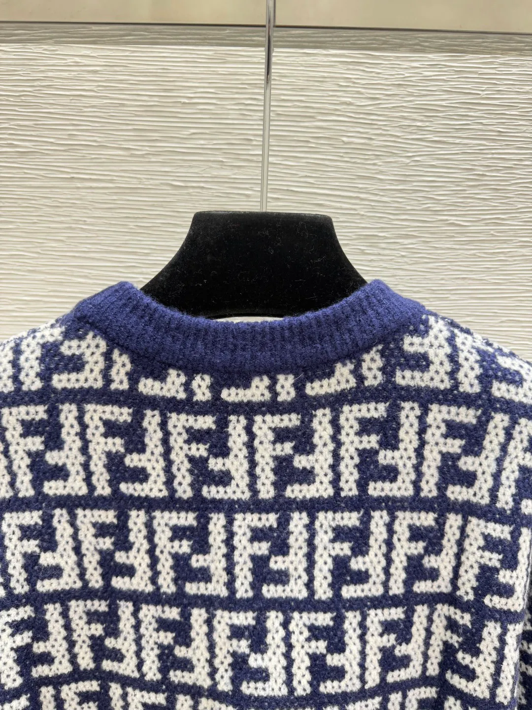 Women's Jumpers And Sweaters FENDI 18021901