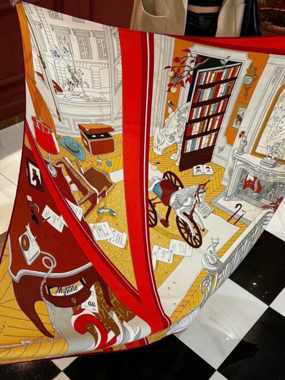 Silk Scarves HERMES 18222550