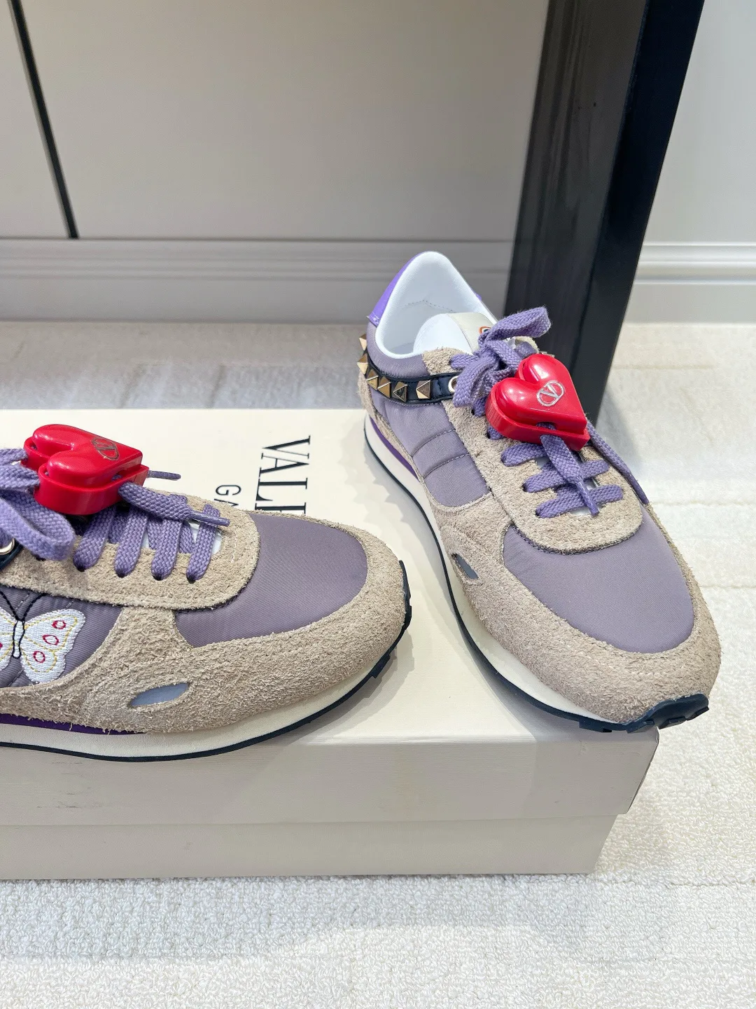 Women's Sneakers VALENTINO 18436564