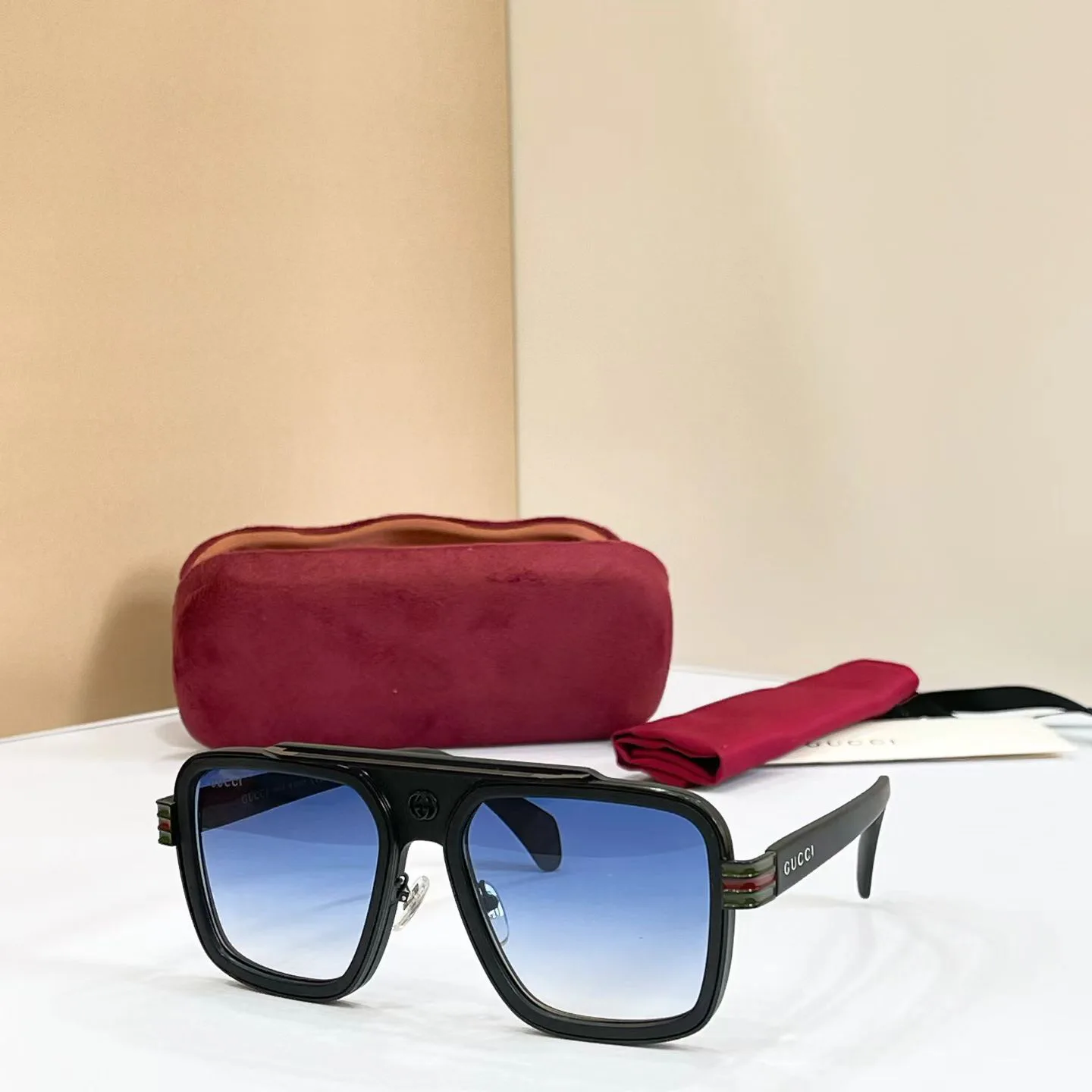 Glasses GUCCI 17633232