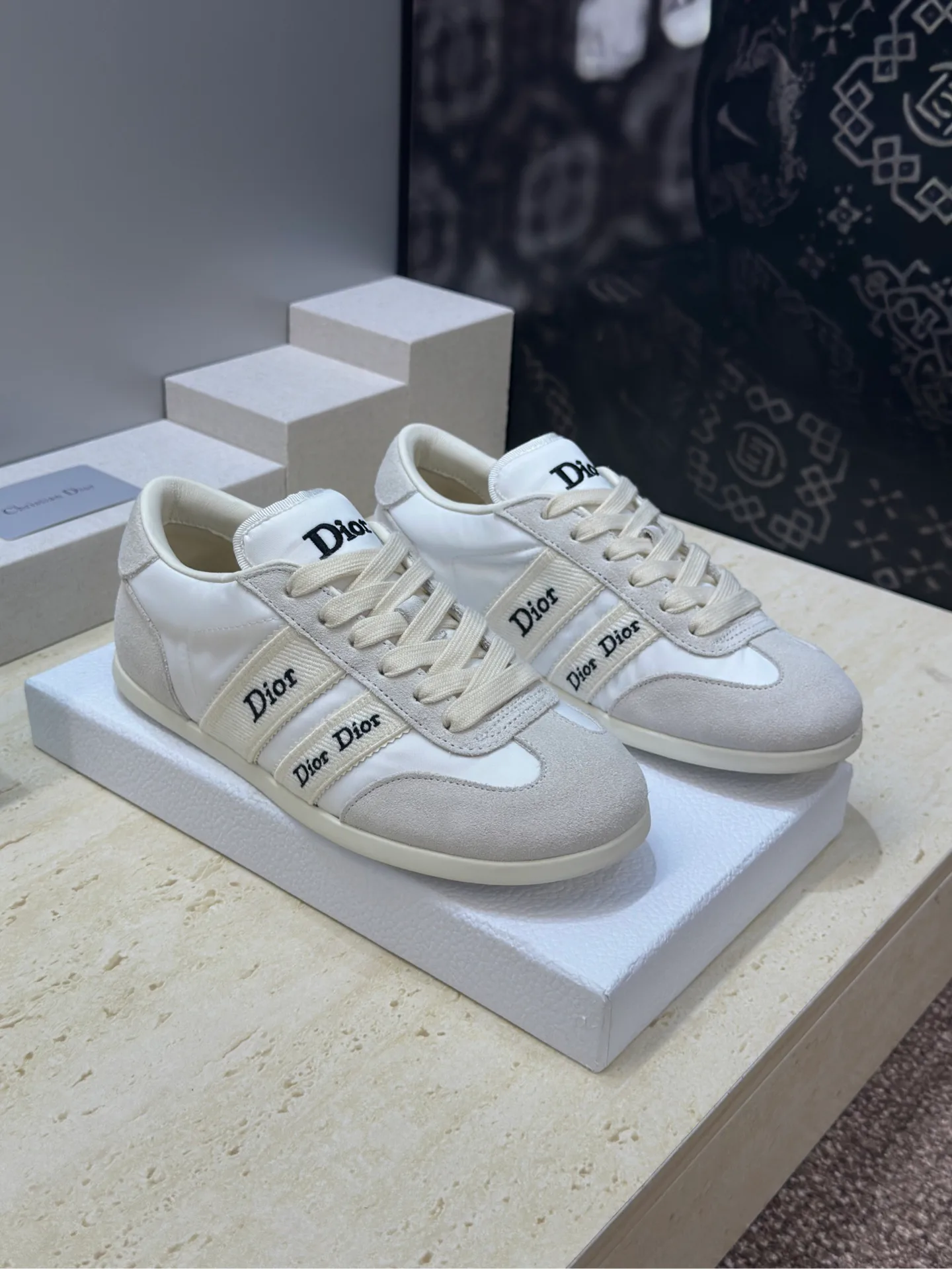 Women's Sneakers CHRISTIAN DIOR 17612352
