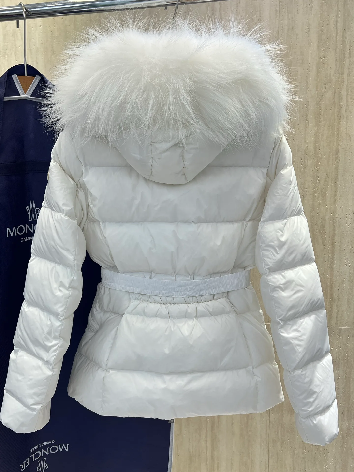 Men's Jackets And Down Jackets MONCLER 18434530