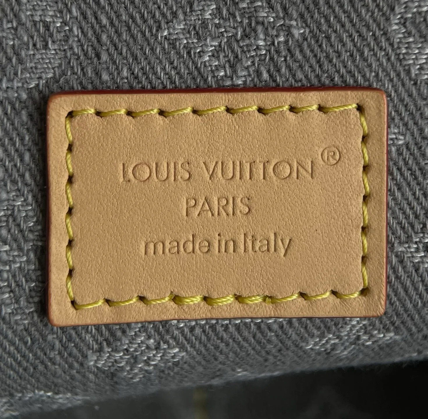 Women's Classic Handbags LOUIS VUITTON 18376401
