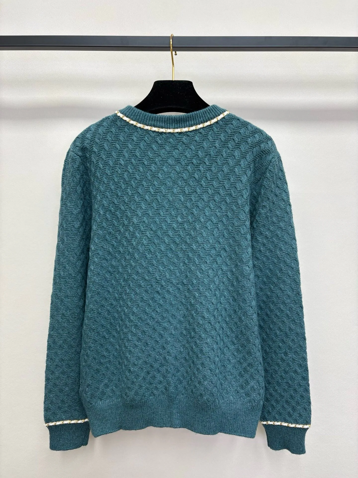 Women's Jumpers And Sweaters CHANEL 18057540