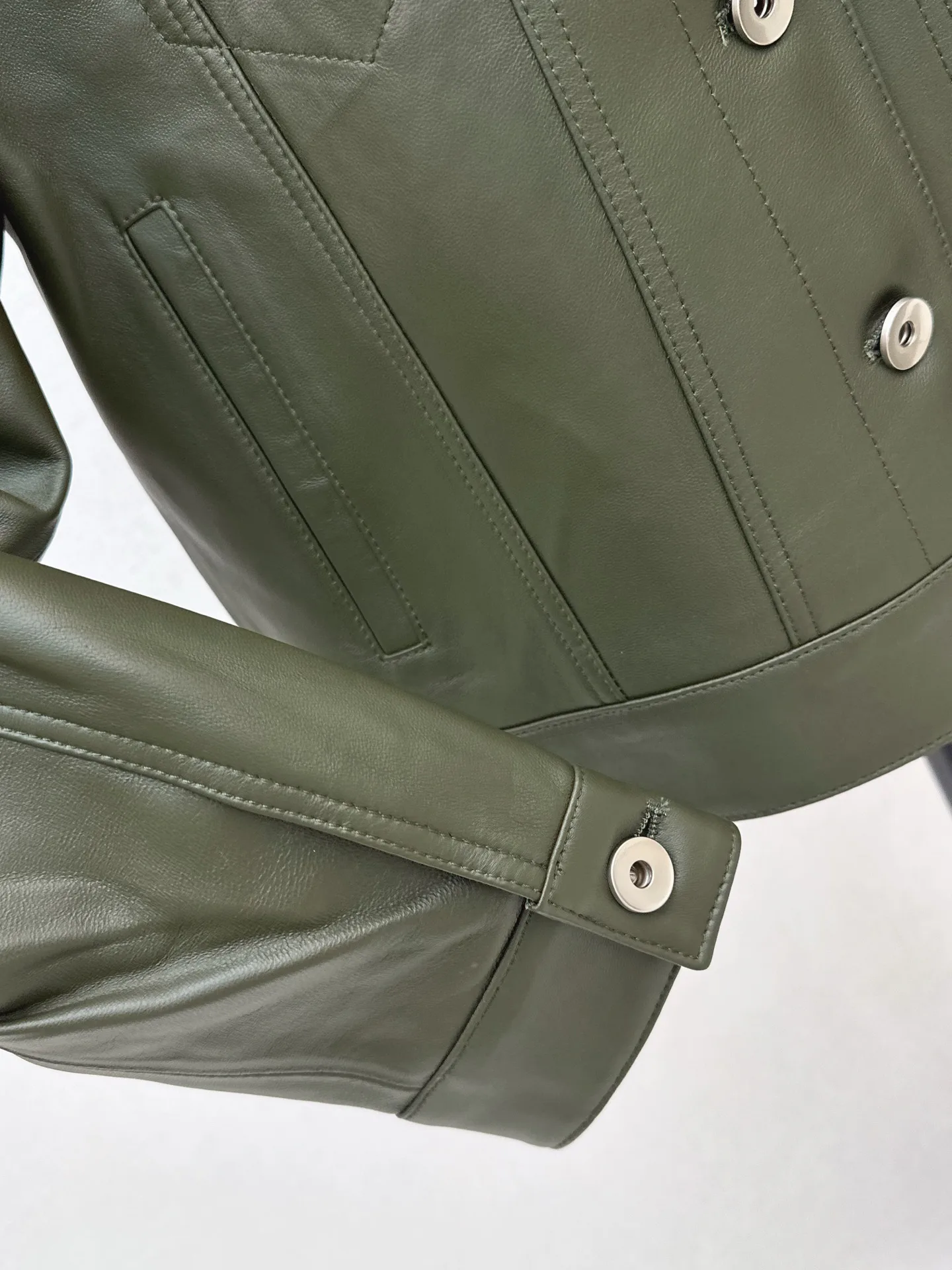 Women's Leather Jackets And Sheepskin Coats BOTTEGA VENETA 18173025