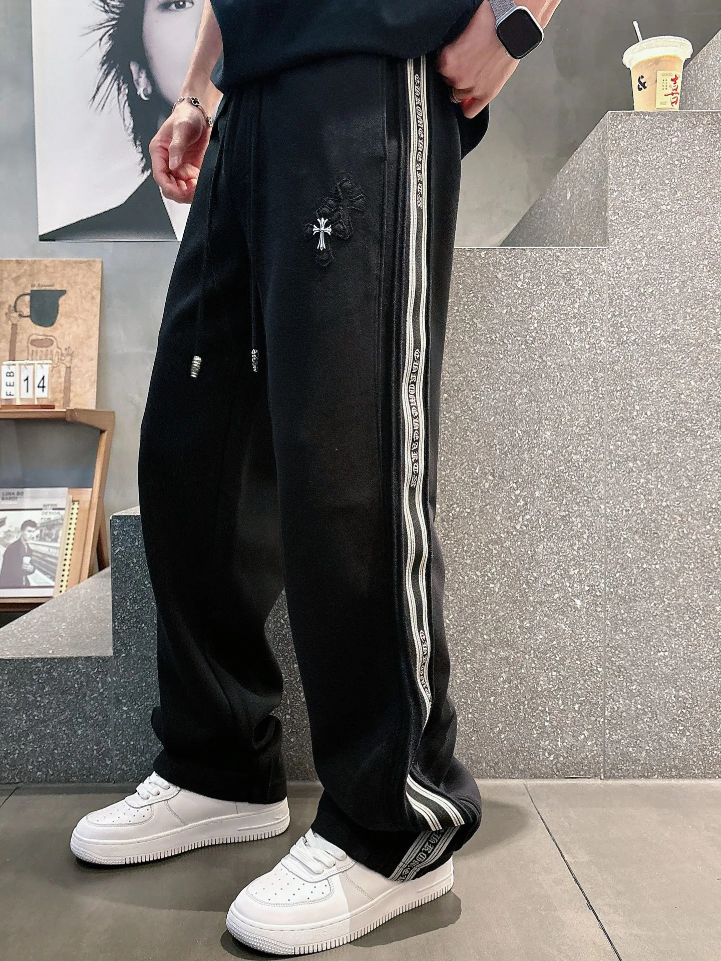 Брюки Мужские Chrome Hearts 18596883