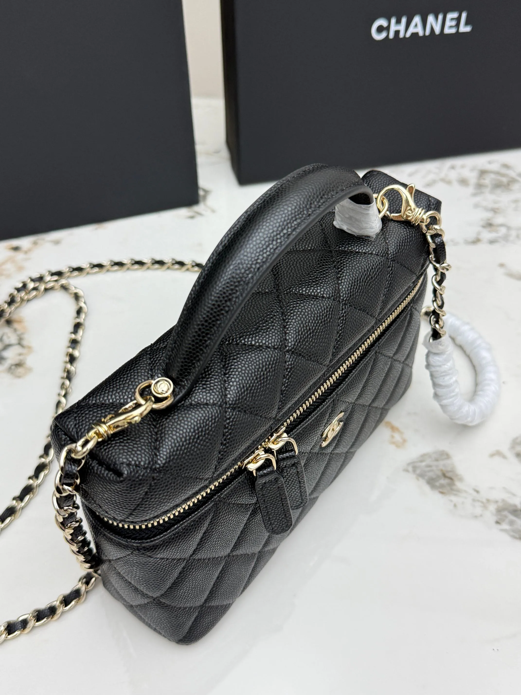 Women's Classic Handbags CHANEL 17949113