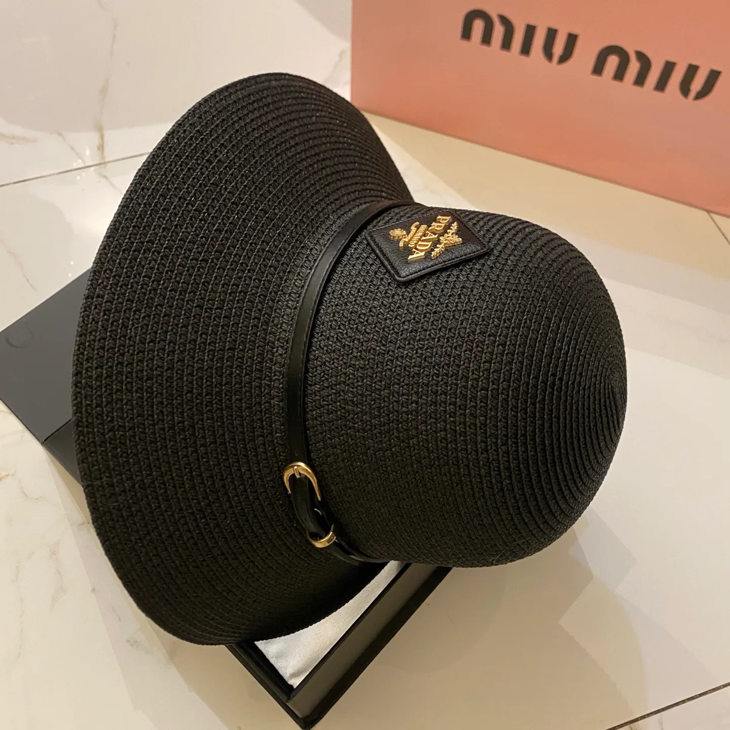 Hats PRADA 17498293