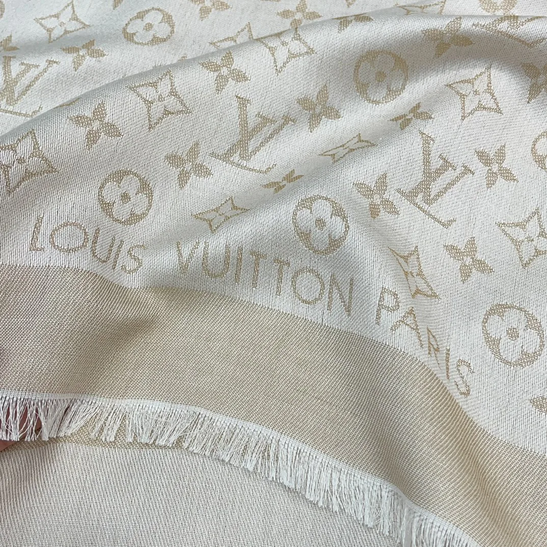 Scarves LOUIS VUITTON 17826474