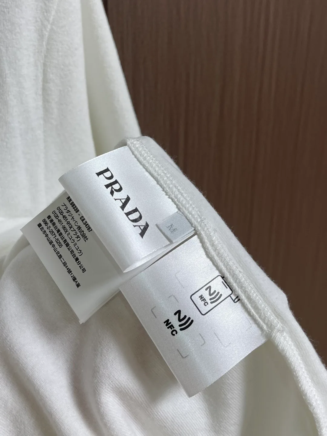 Women's T-Shirts PRADA 18191308