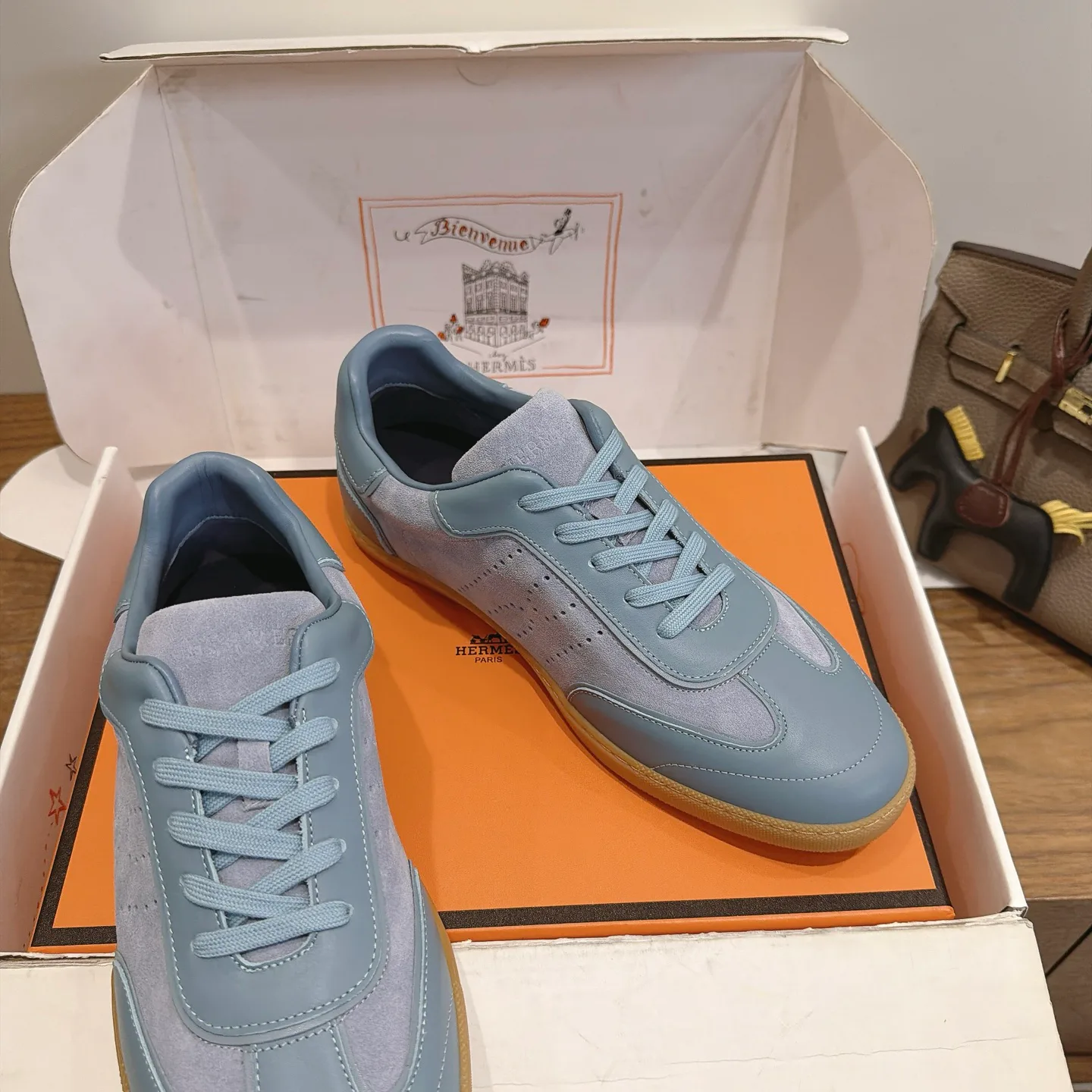 Women's Sneakers HERMES 18230937